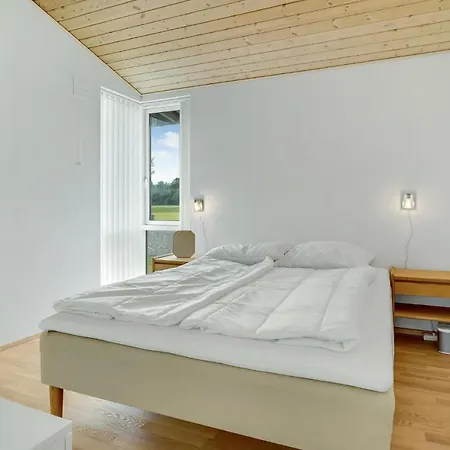 4 Bedroom In